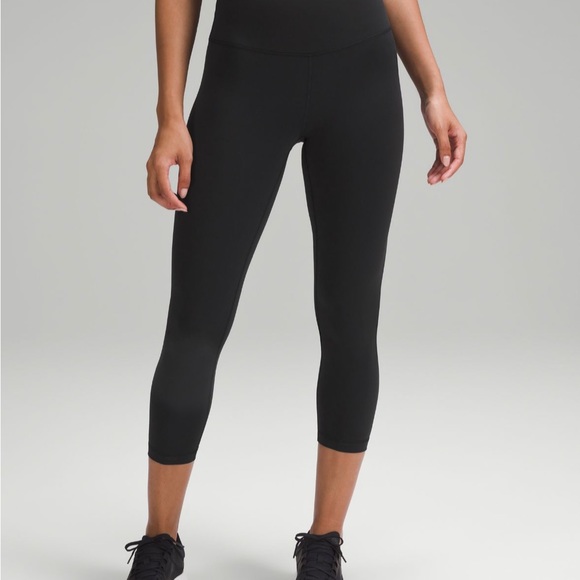 Lululemon Is Wunder Under HR Crop “23 - Brand New With Tag - Picture 5 of 6